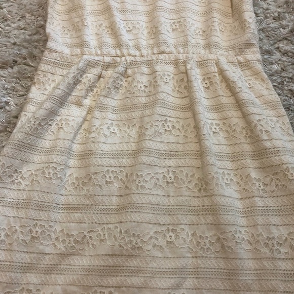 Monteau Cream Floral Lace Cap Sleeve Dress - Picture 5 of 8